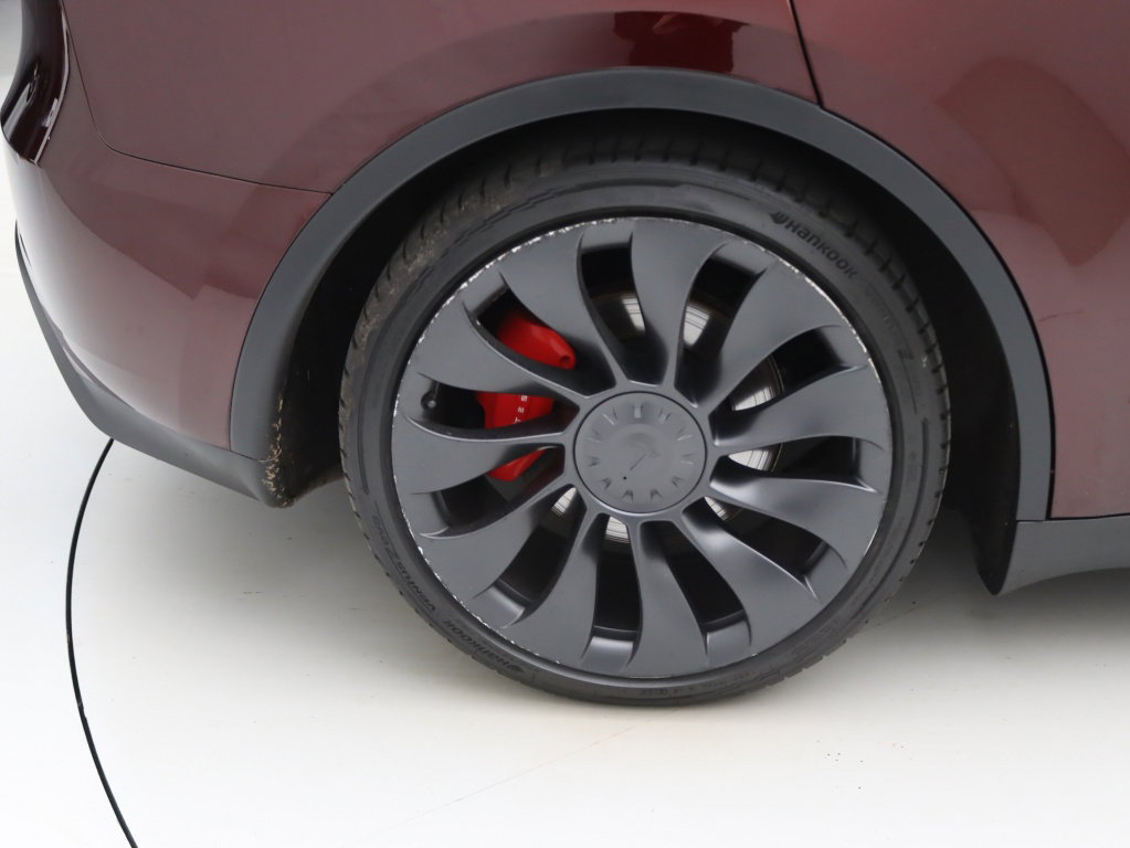 Tesla Model Y Performance 450pk AWD 19