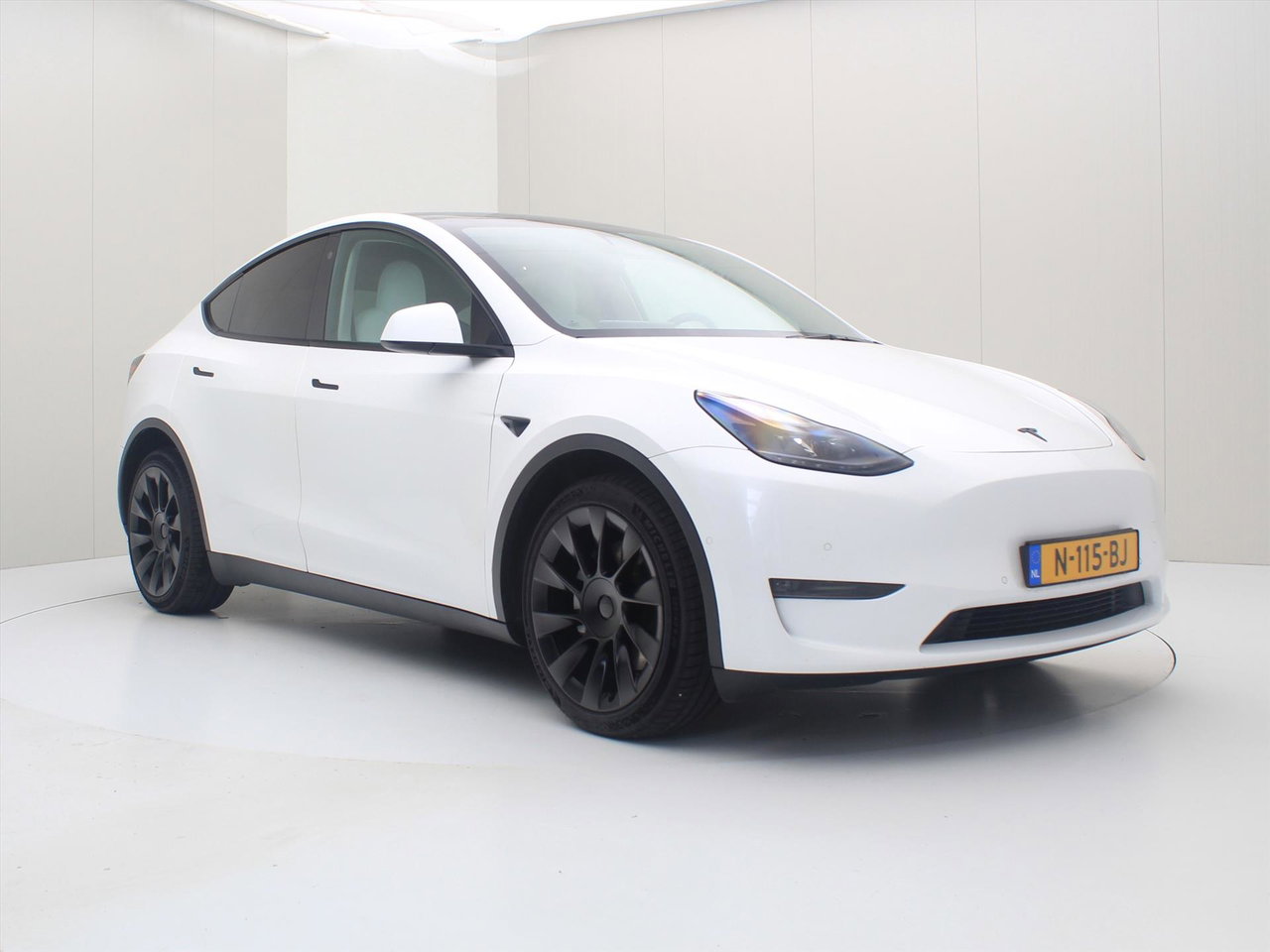Tesla Model Y Long Range 351pk AWD [ WIT LEDER+AUTOPILOT+20 INCH+PREMIUM AUDIO ] 5