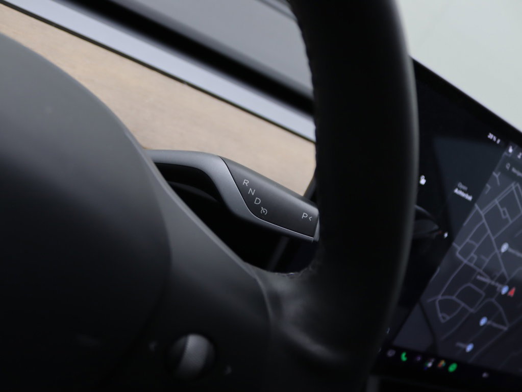 Tesla Model 3 Standard Plus RWD 23