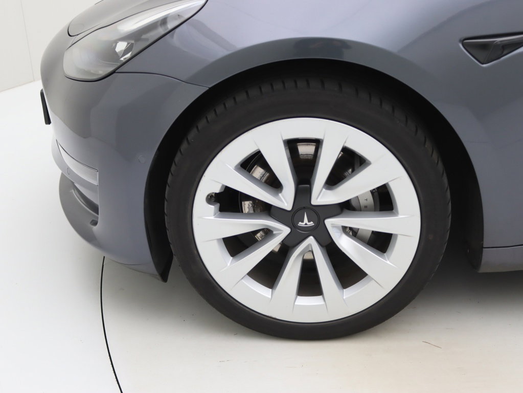 Tesla Model 3 Long-Range Dual Motor AWD 22
