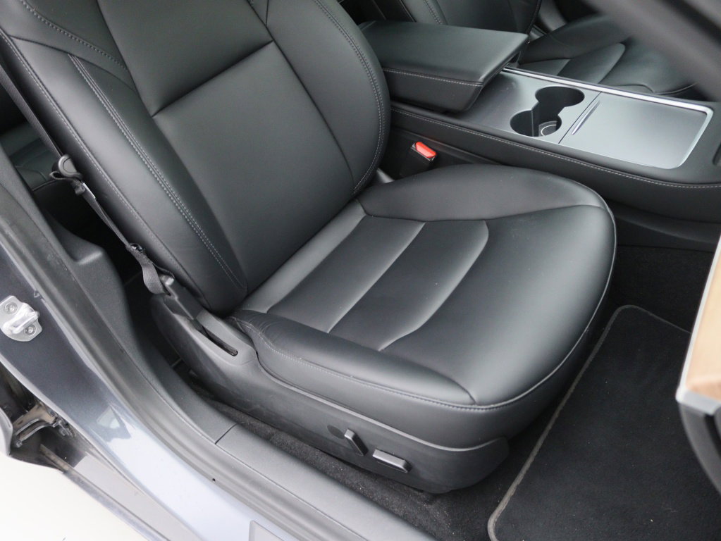 Tesla Model 3 Long-Range Dual Motor AWD 20