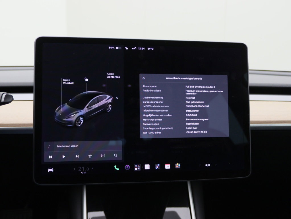 Tesla Model 3 Standard Plus RWD 27