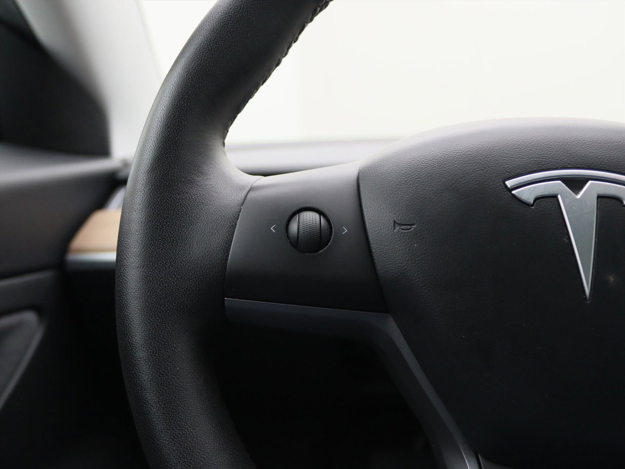 Tesla Model 3 Standard Plus RWD Standard Range Plus 85,6% SoH [ AUTOPILOT+CAMERA+CLIMAAT+NAVIGATIE+PDC+LED ] 21