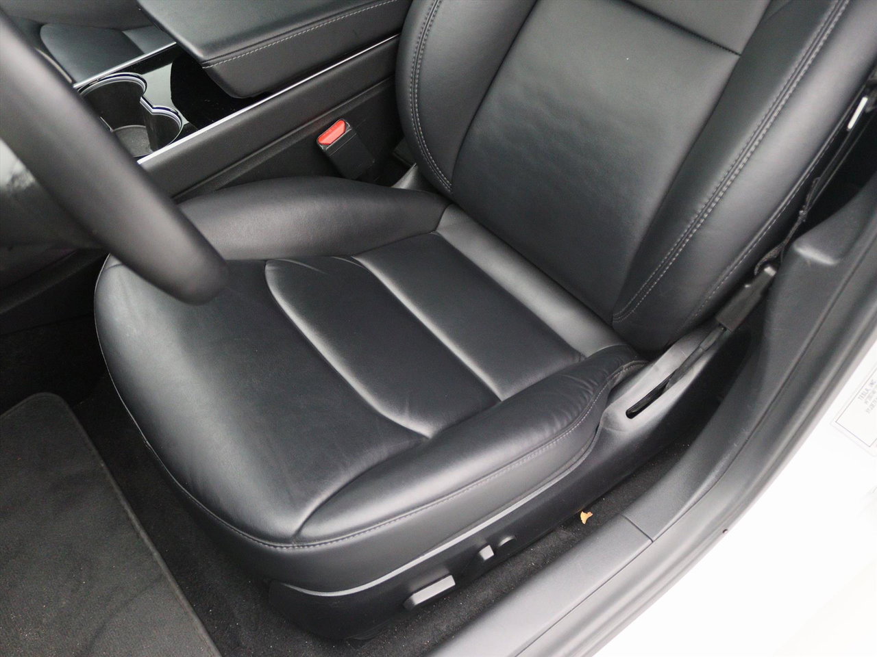 Tesla Model 3 Standard Plus RWD Standard Range Plus 85,6% SoH [ AUTOPILOT+CAMERA+CLIMAAT+NAVIGATIE+PDC+LED ] 18