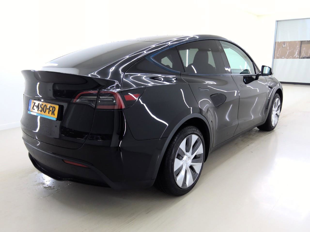 Tesla Model Y Standard RWD Plus 94,1% SoH [ AMD RYZEN+AUTOPILOT+19 INCH+PREMIUM AUDIO ] 3