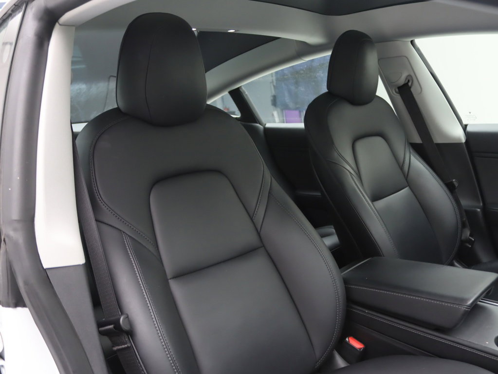 Tesla Model 3 Performance Dual Motor AWD 23