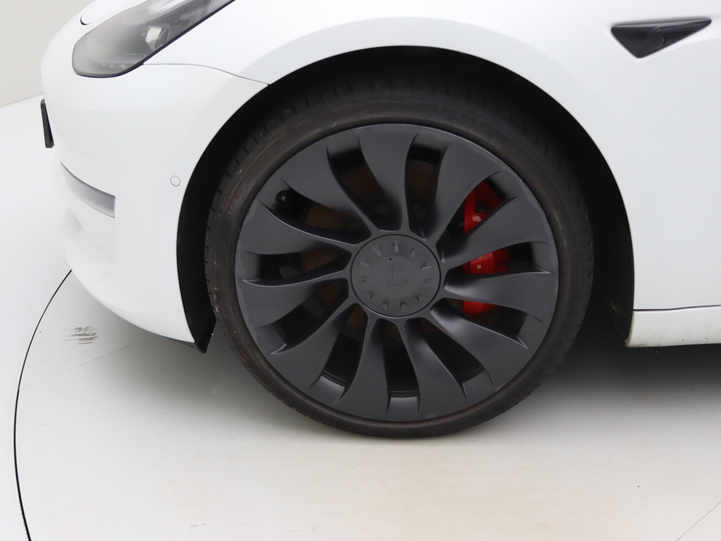 Tesla Model 3 Performance Dual Motor AWD 27