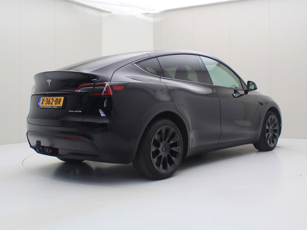 Tesla Model Y Long Range 345pk AWD 2