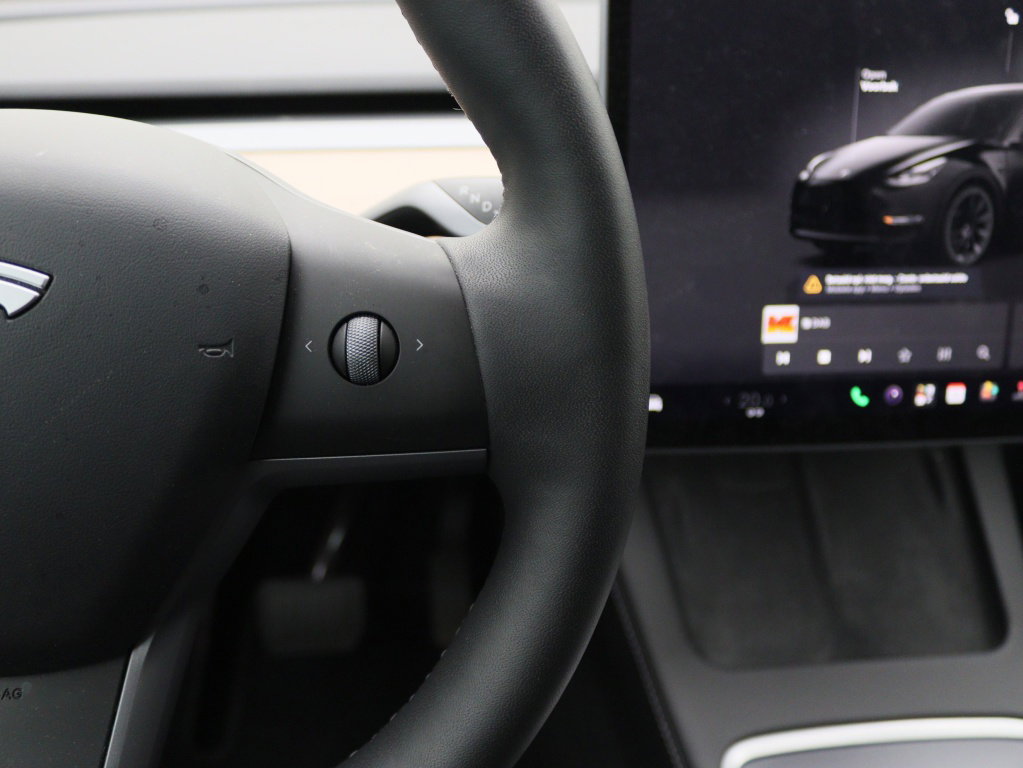 Tesla Model Y Long Range 345pk AWD 21
