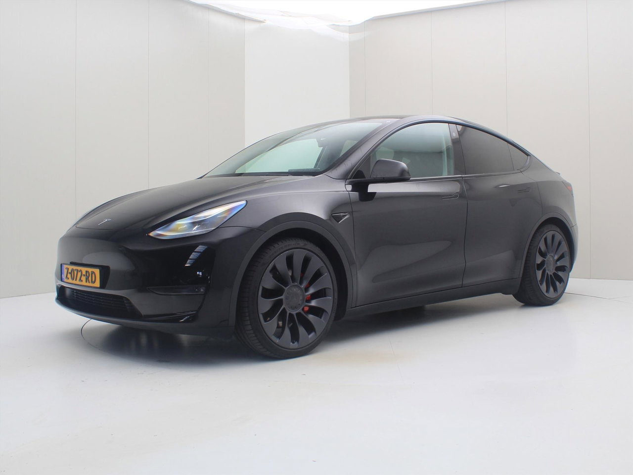Tesla Model Y Performance 534pk AWD [ FSD+TREKHAAK+21 INCH+WARMTEPOMP+AMD RYZEN+PREMIUM AUDIO ]