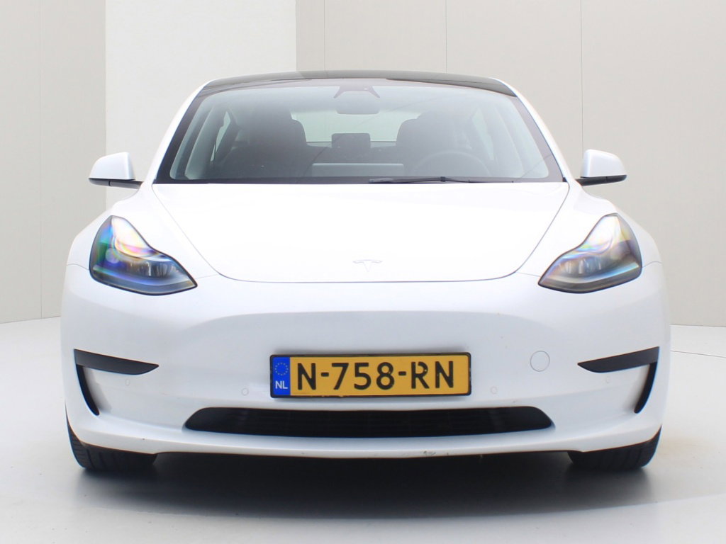 Tesla Model 3 Standard Plus RWD 5
