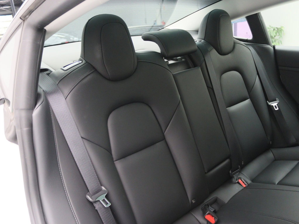 Tesla Model 3 Standard Plus RWD 28