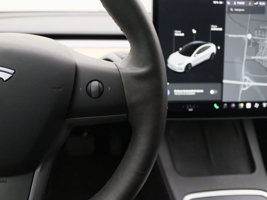 Tesla Model 3 Standard Plus RWD 18