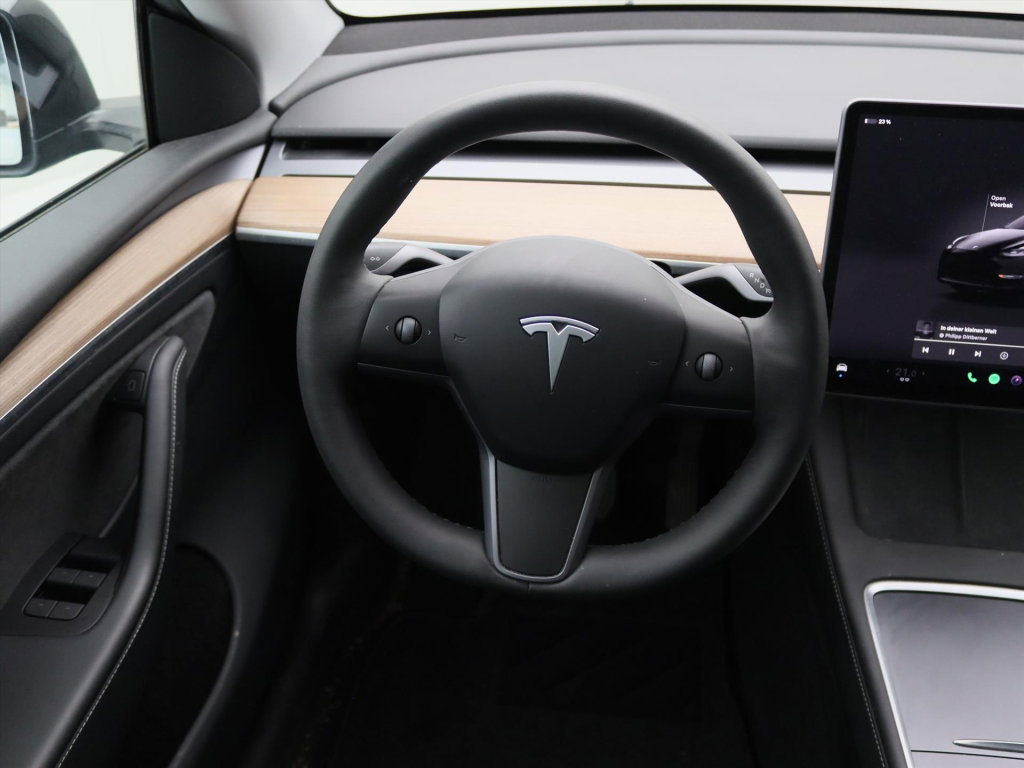 Tesla Model Y Long Range 345pk AWD 19