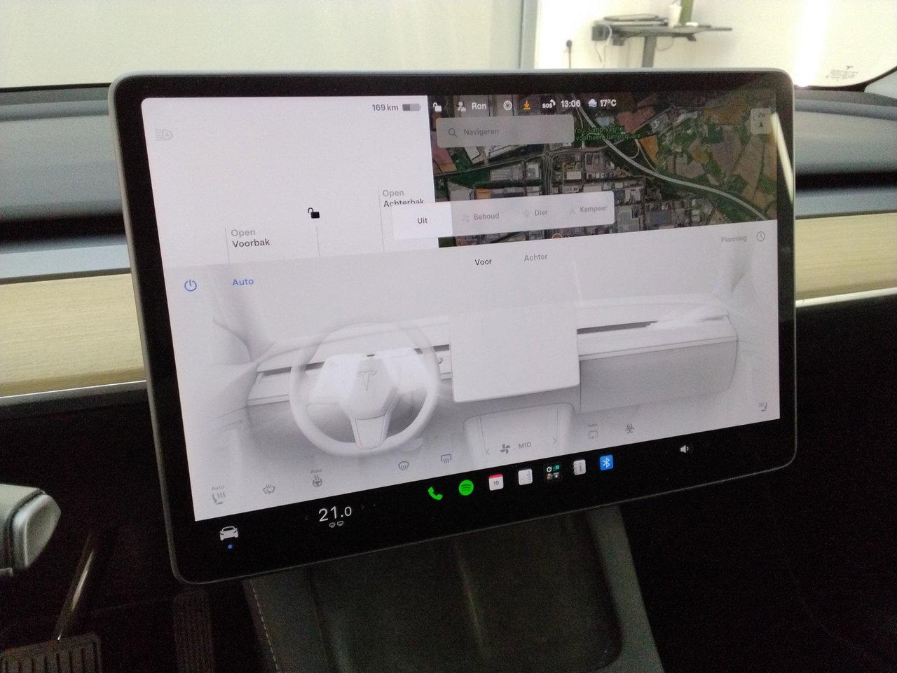 Tesla Model Y Model Y Standard RWD Plus 89.4% SoH [ TREKHAAK+AMD RYZEN+FSD+20 INCH+PREMIUM AUDIO 16