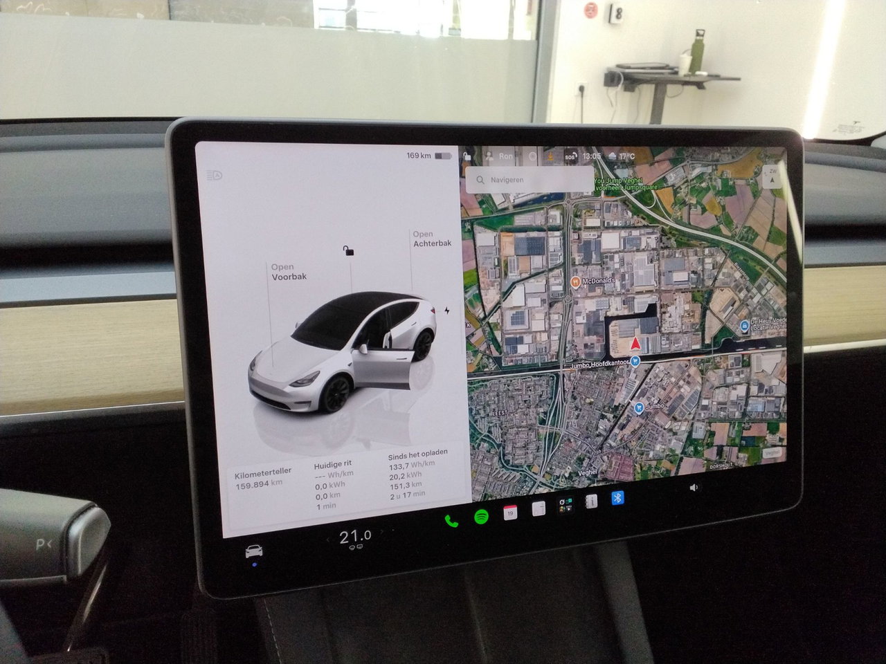 Tesla Model Y Model Y Standard RWD Plus 89.4% SoH [ TREKHAAK+AMD RYZEN+FSD+20 INCH+PREMIUM AUDIO 15