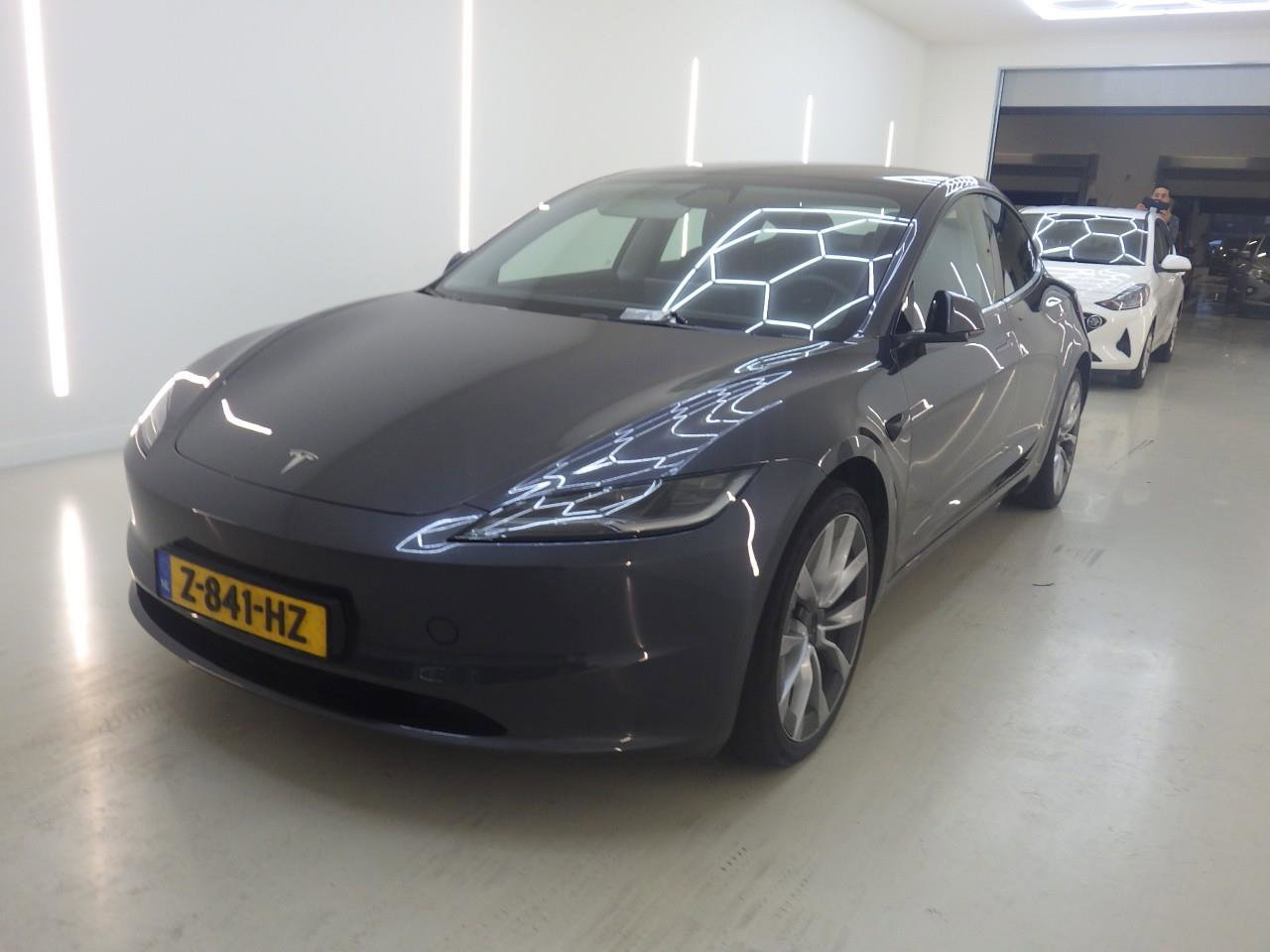 Tesla Model 3 Long-Range Dual Motor AWD Highland 92.5% SoH [ TREKHAAK+HW4+AMD RYZEN+FSD MOGELIJK €99/PM+PREMIUM ]