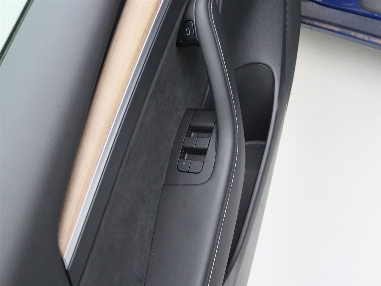 Tesla Model 3 Long-Range AWD 351pk 75 kWh 95,3% SoH FACELIFT [ ENHANCED AUTOPILOT+WARMTEPOMP+620KM WLTP ] 24