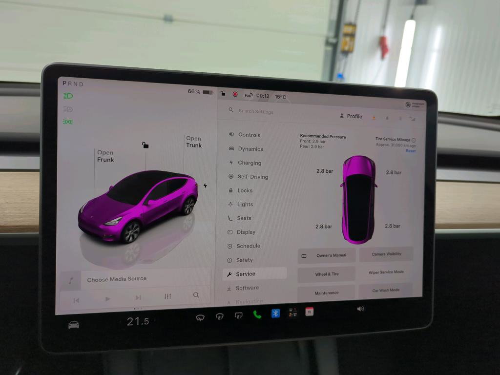 Tesla Model Y Long Range AWD 75kWh 351pk [ TREKHAAK+AMD RYZEN+AUTOPILOT+19 INCH+PREMIUM AUDIO ] 21