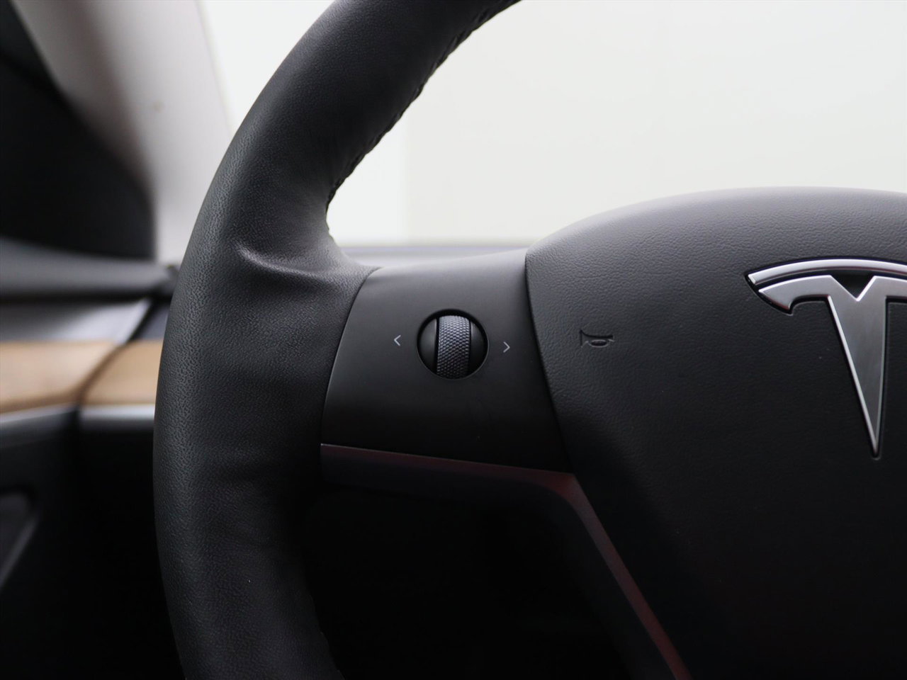 Tesla Model 3 Long-Range AWD 351pk 75 kWh FACELIFT 92,9% SoH [ WARMTEPOMP+FSD+620KM WLTP+PREMIUM AUDIO ] 20