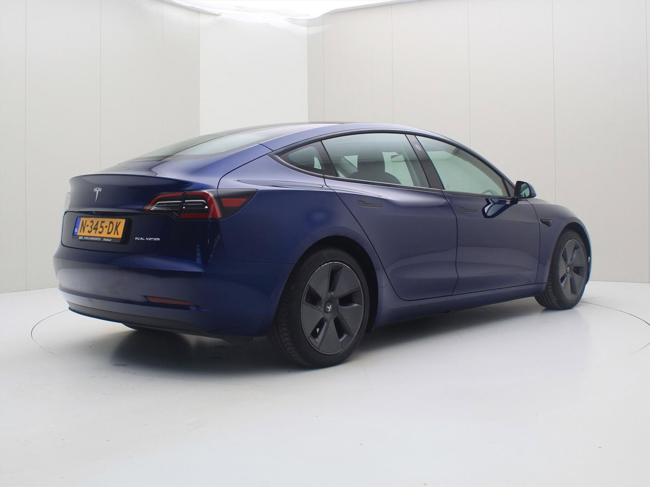 Tesla Model 3 Long-Range AWD 351pk 75 kWh FACELIFT 92,9% SoH [ WARMTEPOMP+FSD+620KM WLTP+PREMIUM AUDIO ] 3