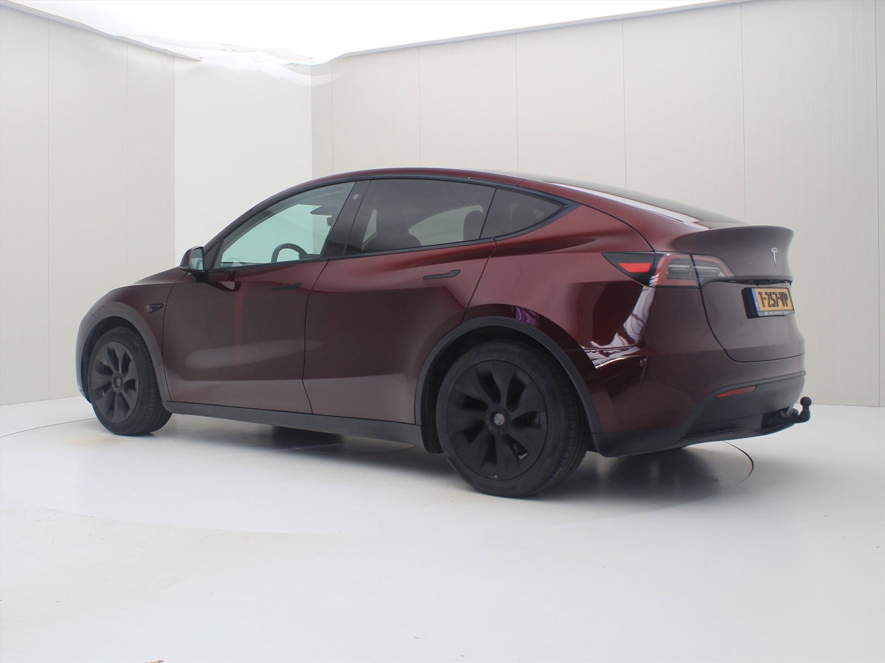 Tesla Model Y Standard RWD Plus [ TREKHAAK+AMD RYZEN+AUTOPILOT+20 INCH+PREMIUM AUDIO ] 3