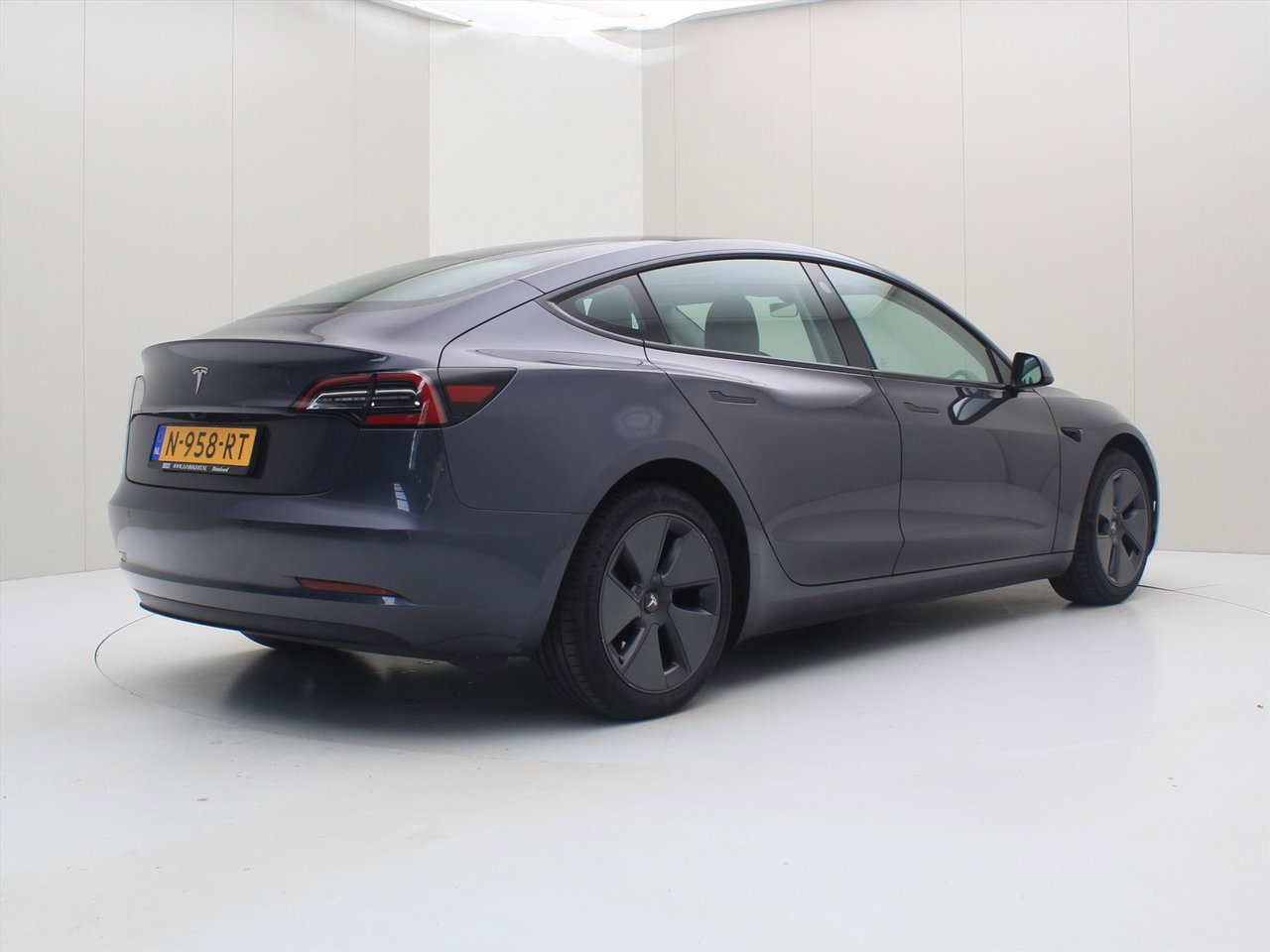 Tesla Model 3 Standard RWD Plus 94% SoH FACELIFT [ LFP-ACCU+WARMTEPOMP+AUTOPILOT+PREMIUM AUDIO ] 3
