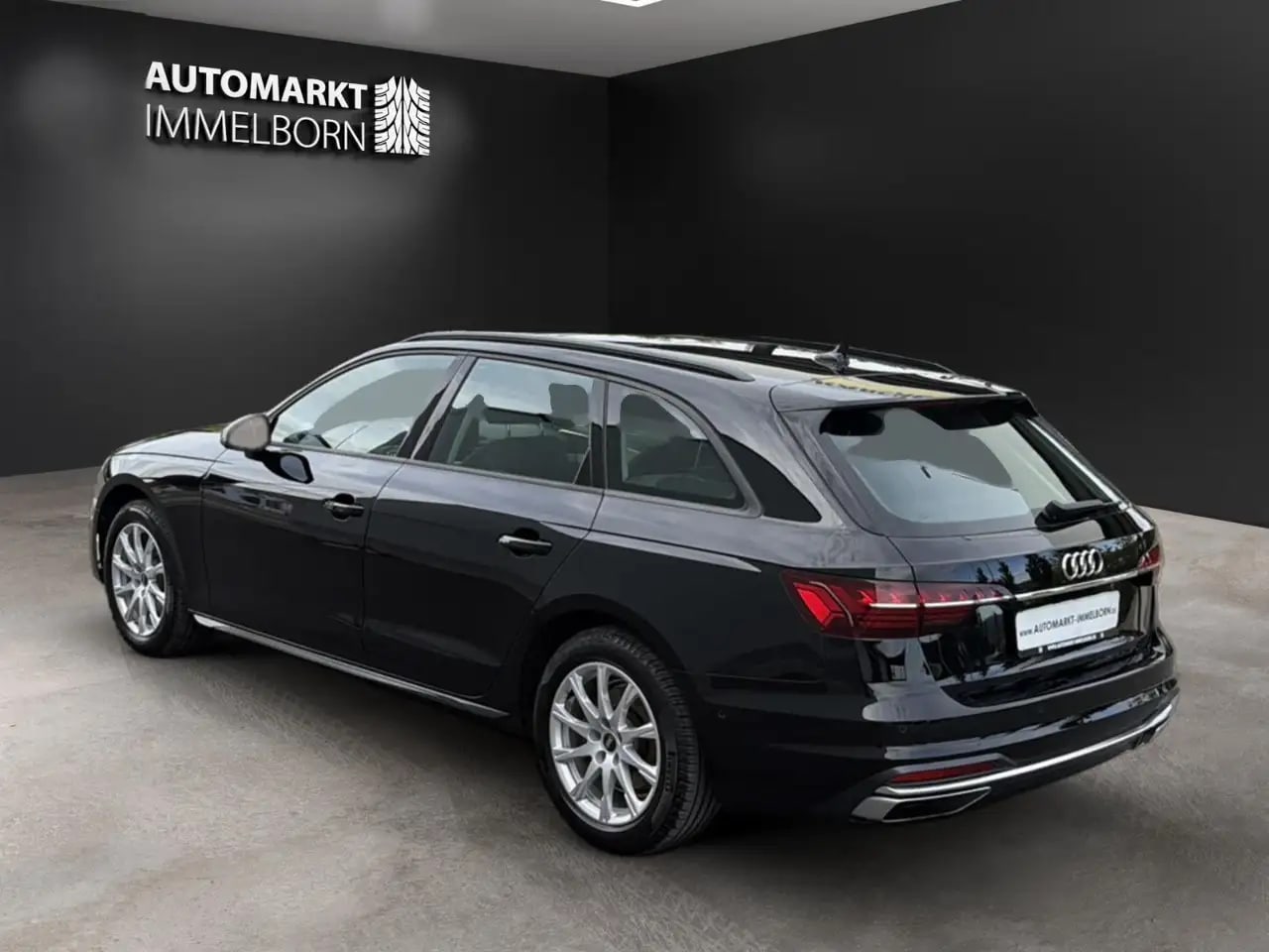 Audi A4 advanced Matrix*Panorama*360*Virtual*ACC*17 6