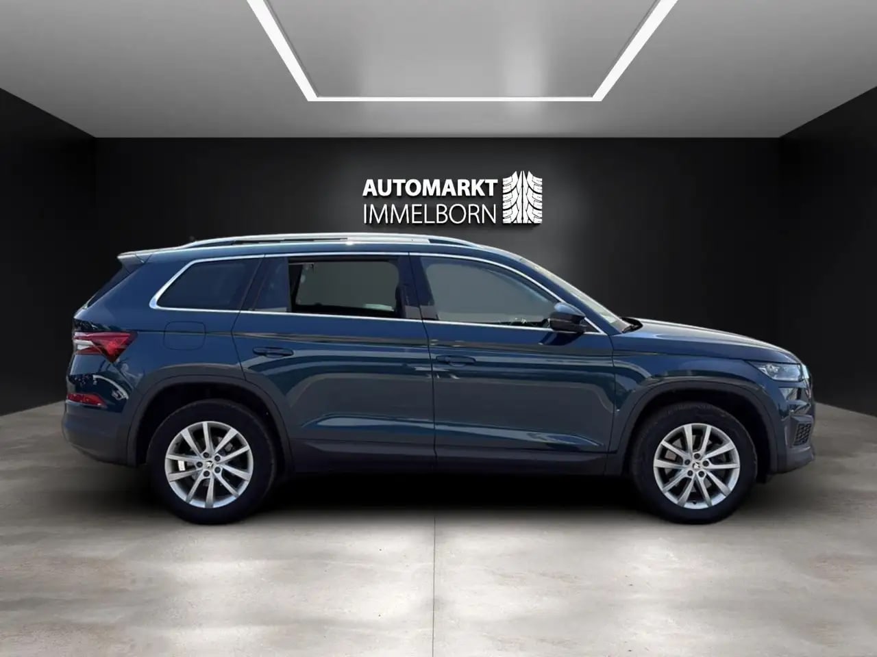 Skoda Kodiaq Style 4x4 AHK*ACC*Virtual*Kamera*Matrix* 9
