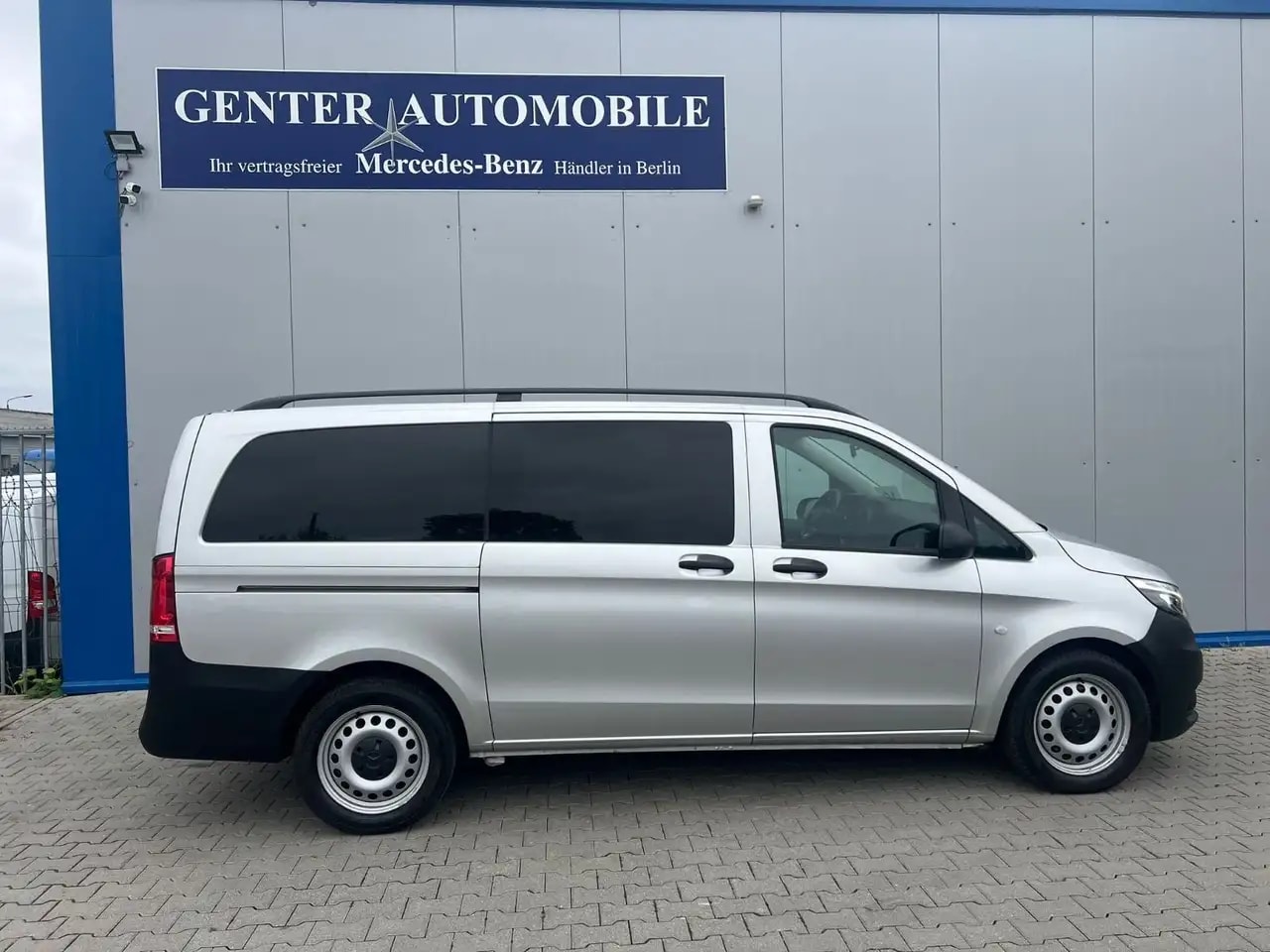 Mercedes-Benz Vito 119 d LANG 9G NAVI LED WEBASTO KAMERA AHK 5