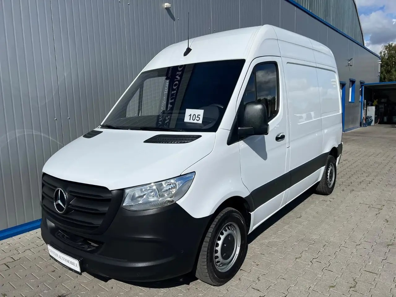 Mercedes-Benz Sprinter 211 9G-TRONIC KLIMA NAVI KAMERA 3-SITZE