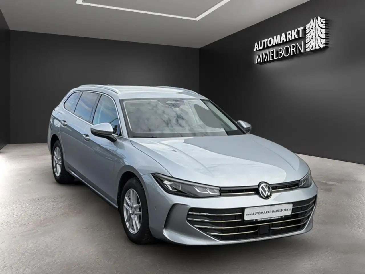 Volkswagen Passat Business HUD*ACC*AHK*LED*Navi*DAB*LM 2