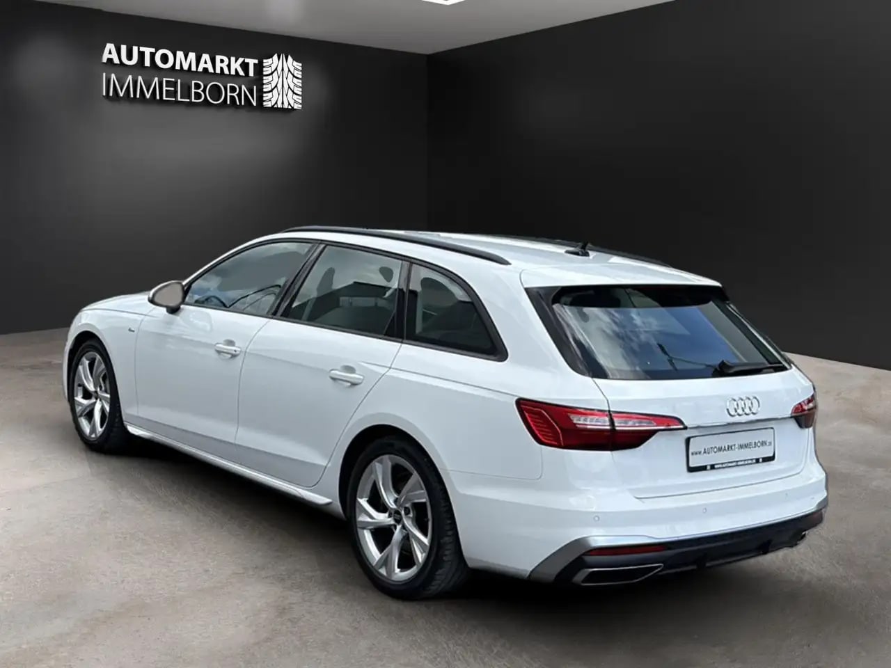 Audi A4 S line VollLeder*Sound*LED*17*NaviTouch*1Hand 5