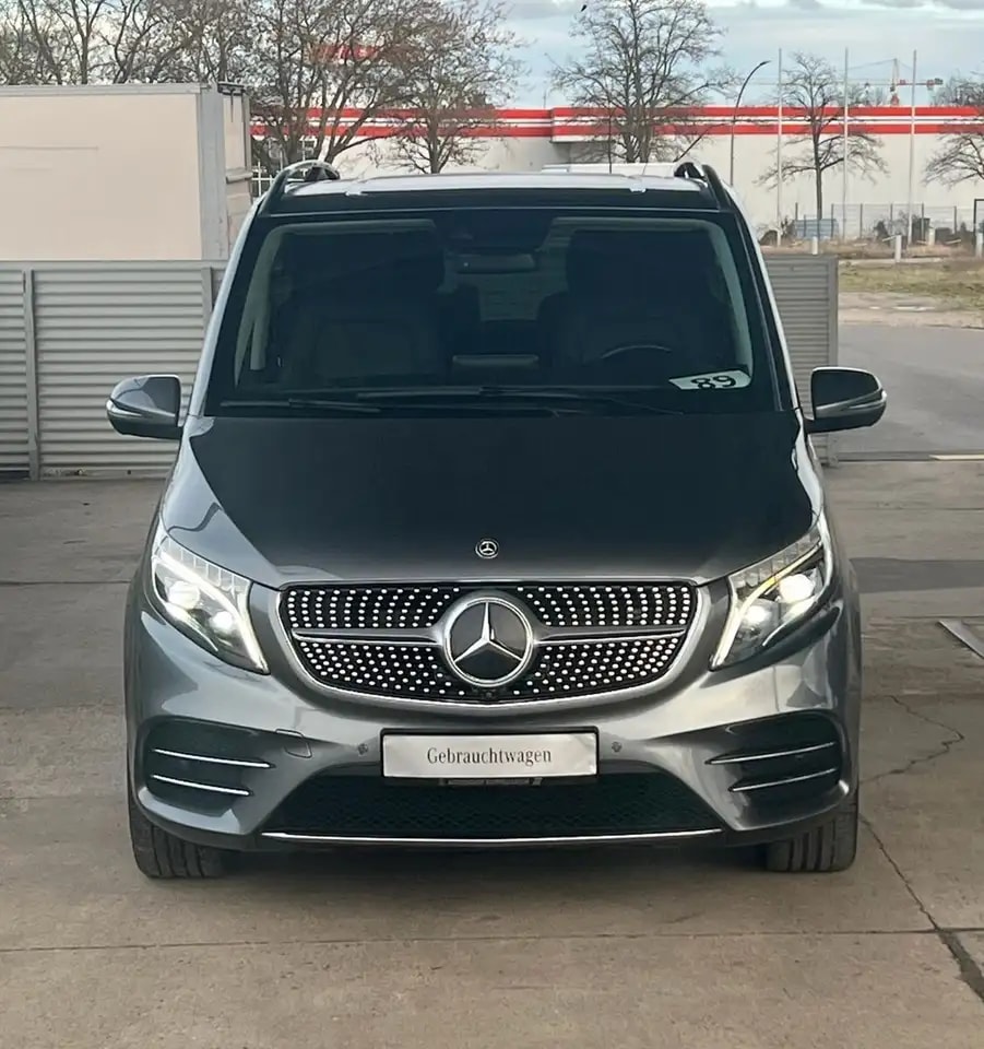 Mercedes-Benz V 300 d LANG 4M AMG-LINE 9G WEBASTO AHK EL.TÜREN 2