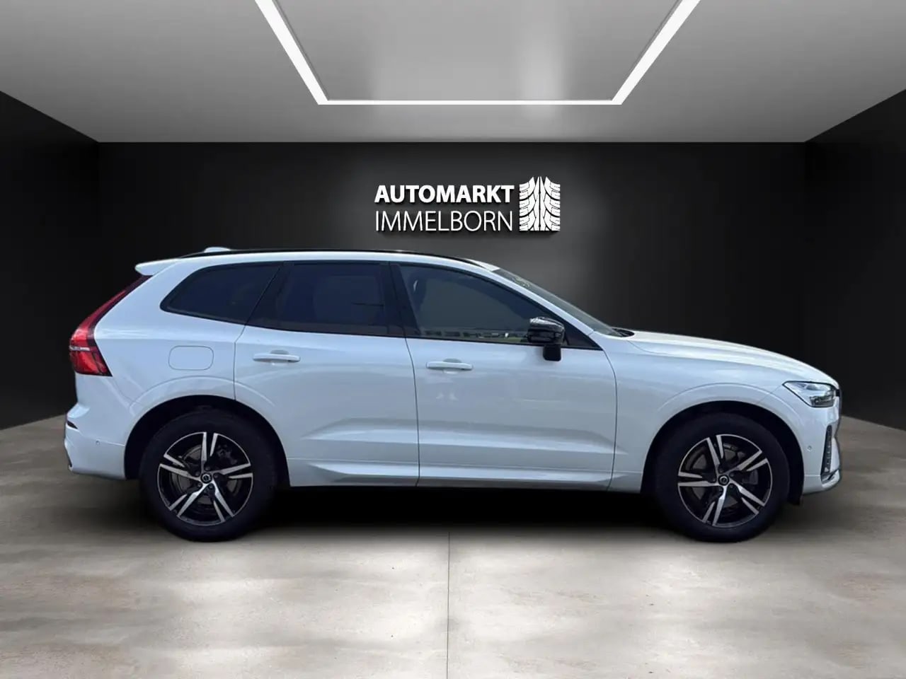 Volvo XC60 R Design AWD 360*AHK*H&K*LED*VollLeder*Pano 7