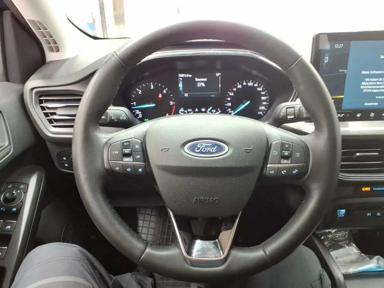 Ford Focus Titanium Kamera*LED*LM*DAB*NaviGroß*Winter 9