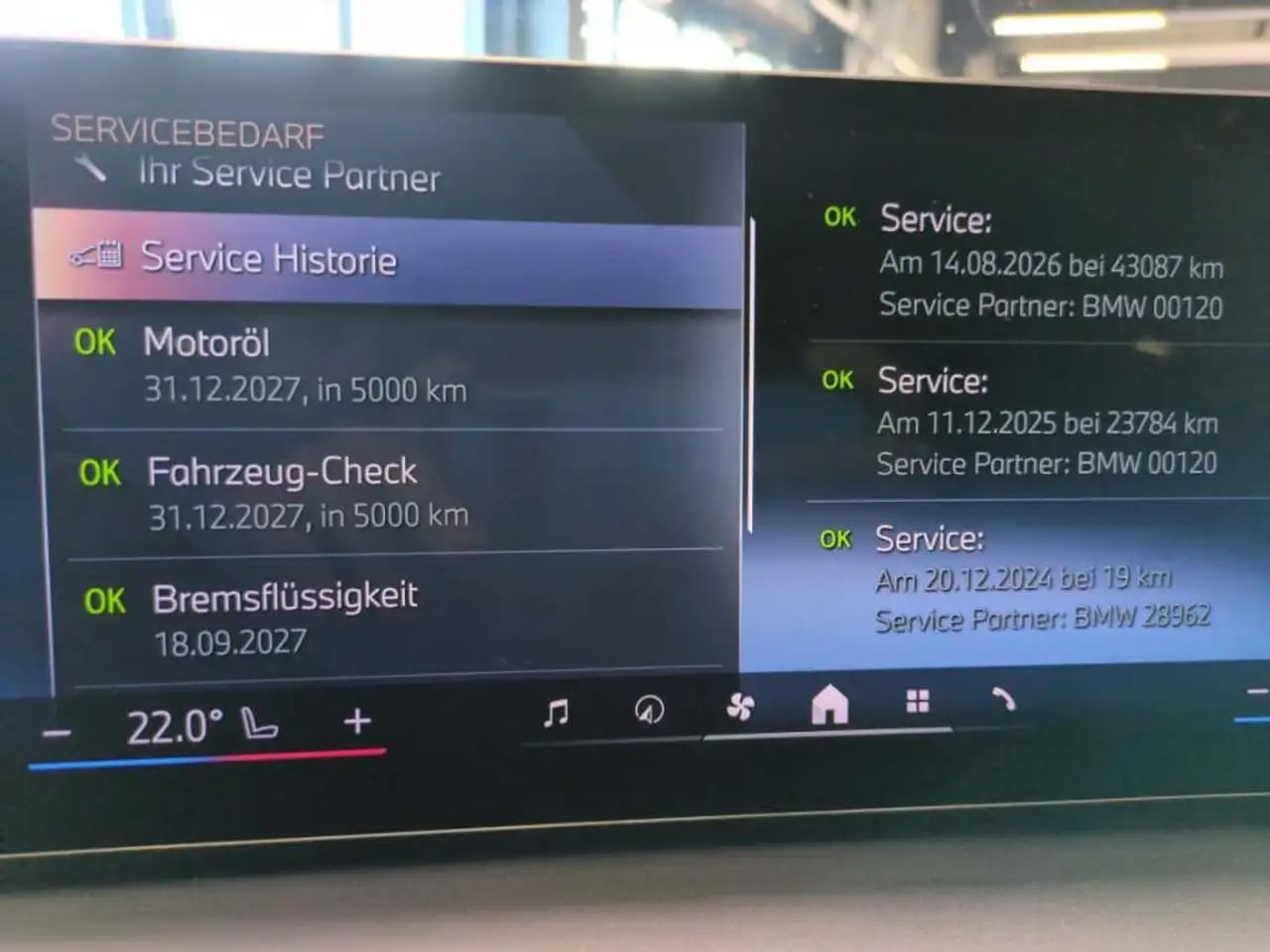 BMW 320 d xDrive STHZG*Sdach*HiFi*360*Leder*Innovati 12