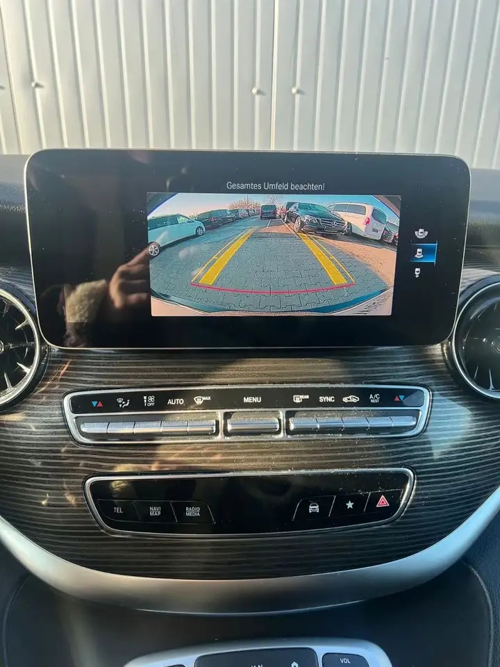 Mercedes-Benz V 250 d LANG 9G NAVI 7-SITZER KAMERA EL. TÜR AHK 18