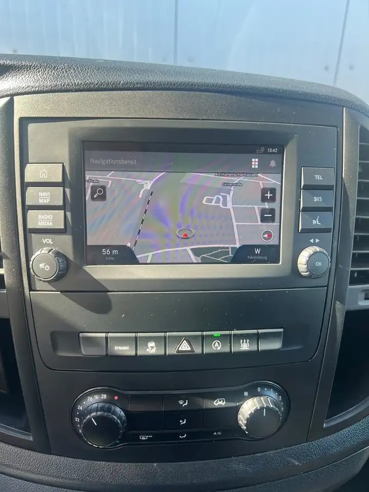 Mercedes-Benz Vito 116 TOURER LANG 9G NAVI KAMERA 7-SITZER AHK 18