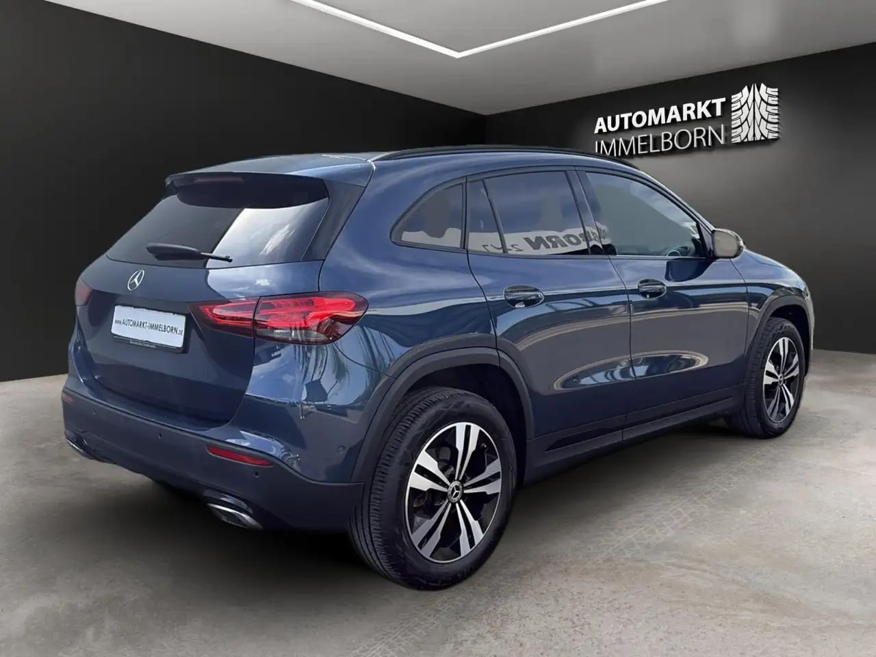 Mercedes-Benz GLA 180 d Night*18*MBUX*Navi*Panoramadach 8
