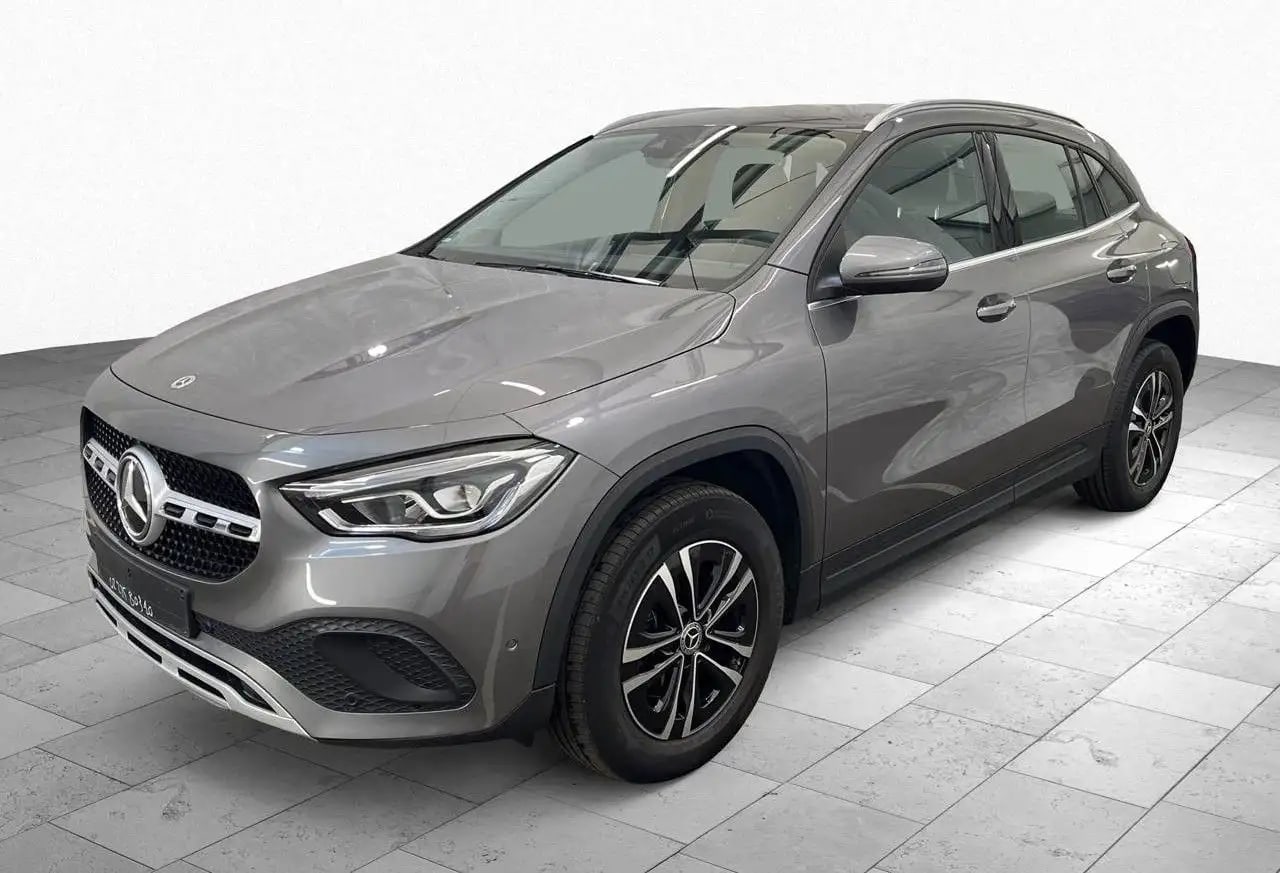 Mercedes-Benz GLA 180 d Kamera*LED*Navi*MBUX*Teilleder*17*DAB 2