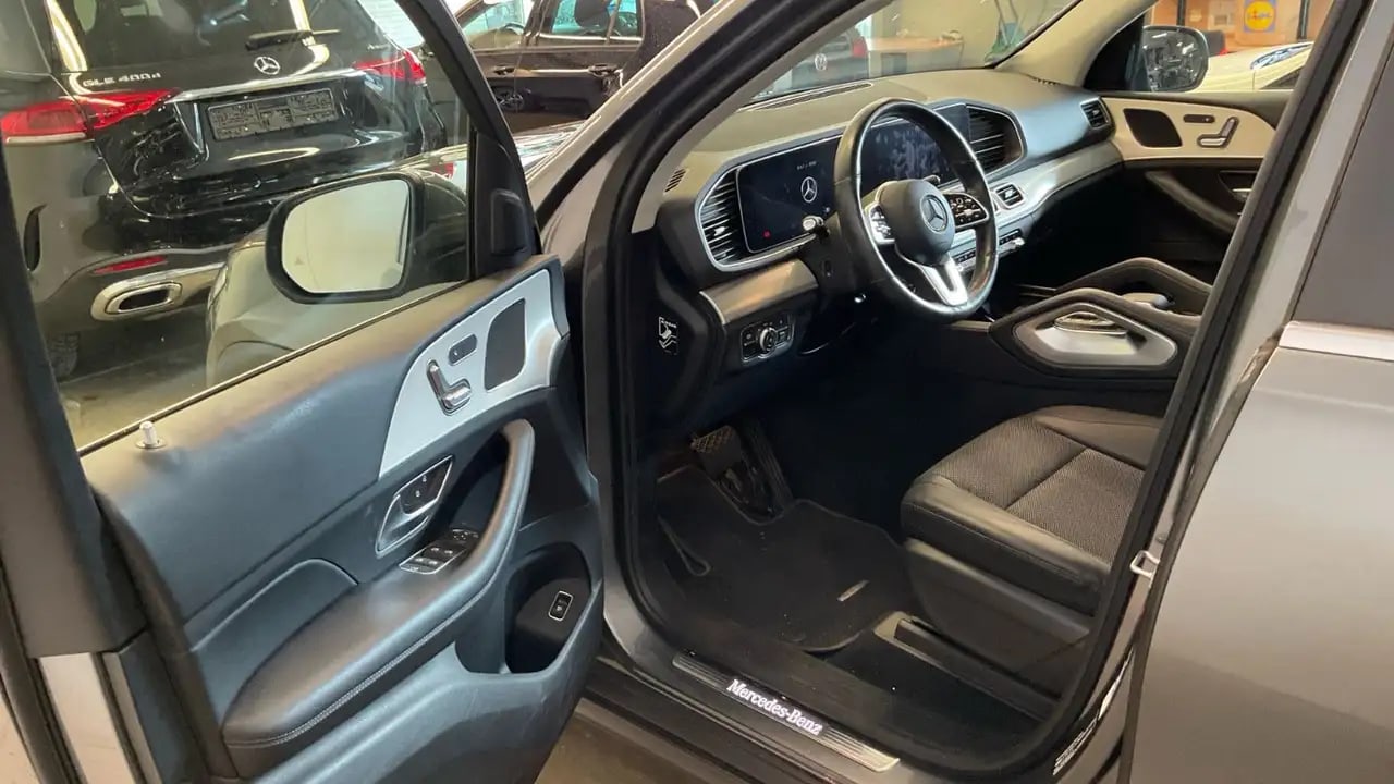 Mercedes-Benz GLE 300 d Panorama*AHK*MagicVision*STHZG*LED 8
