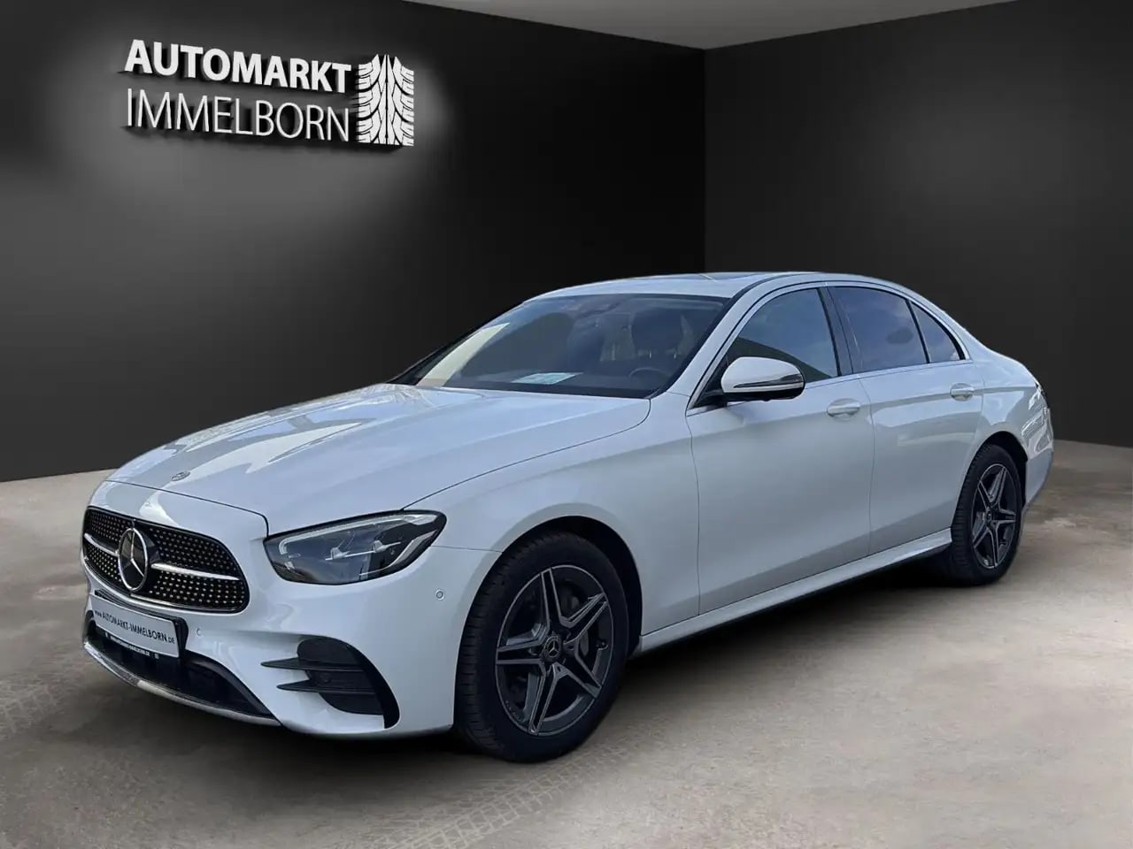 Mercedes-Benz E 300 de AMG 360*Sdach*Burmest*Distro*AHK*LED*18 4