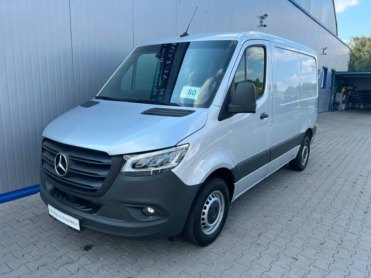 Mercedes-Benz Sprinter 314 AUTOMATIK NAVI TOTWINKEL KAMERA LED