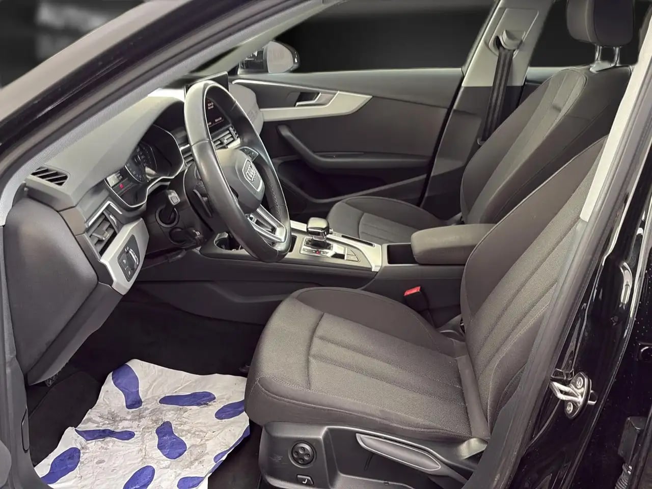 Audi A4 advanced Massage*Sound*LED*NaviTouch 12