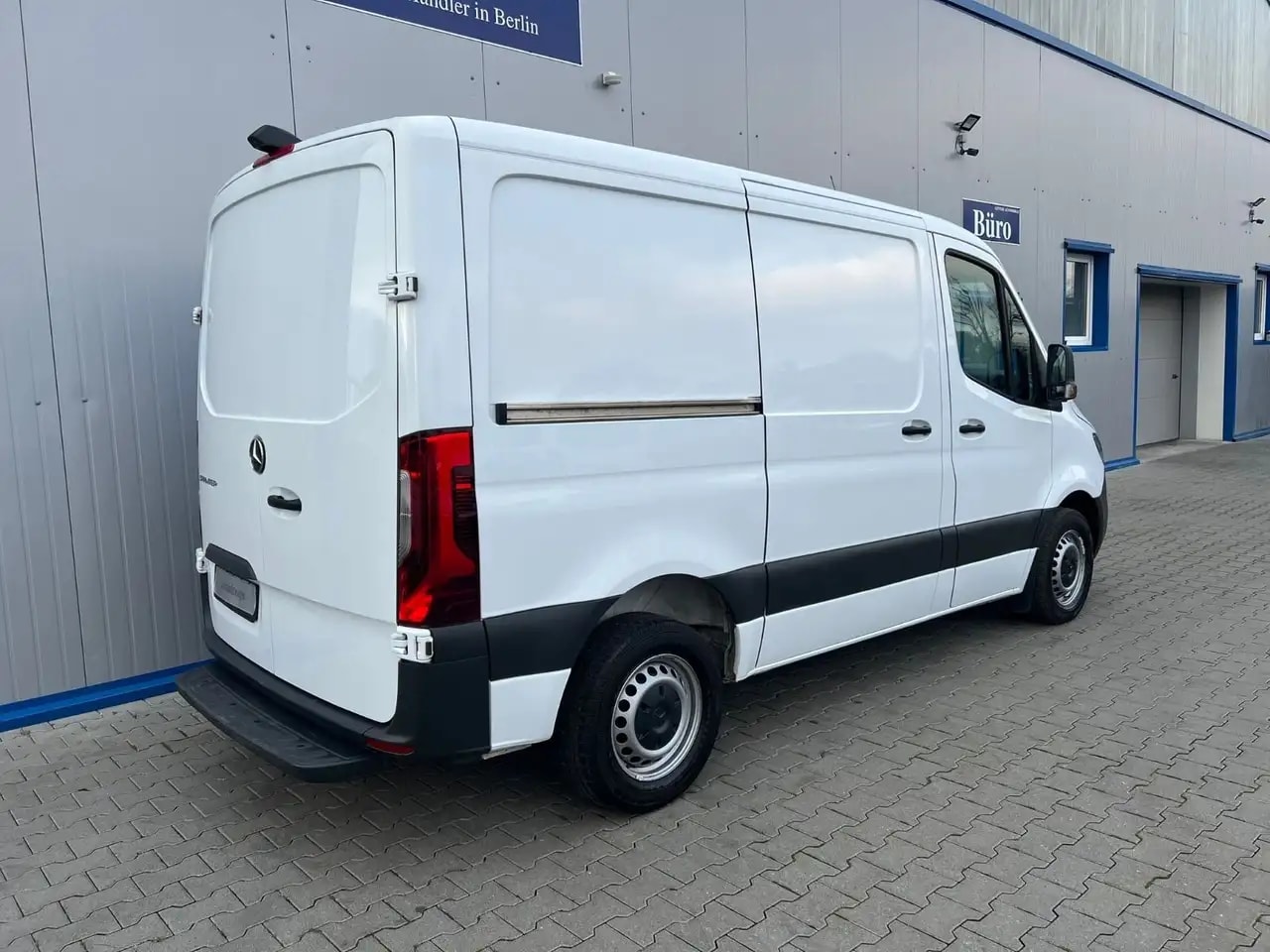 Mercedes-Benz Sprinter SPRINTER 314 9G KLIMA NAVI TOTWINKEL KAMERA LED 8