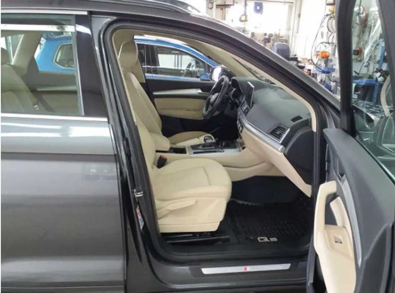 Audi Q5 quattr S line 20*lED*NaviTouch*Leder*360*STHZ 5