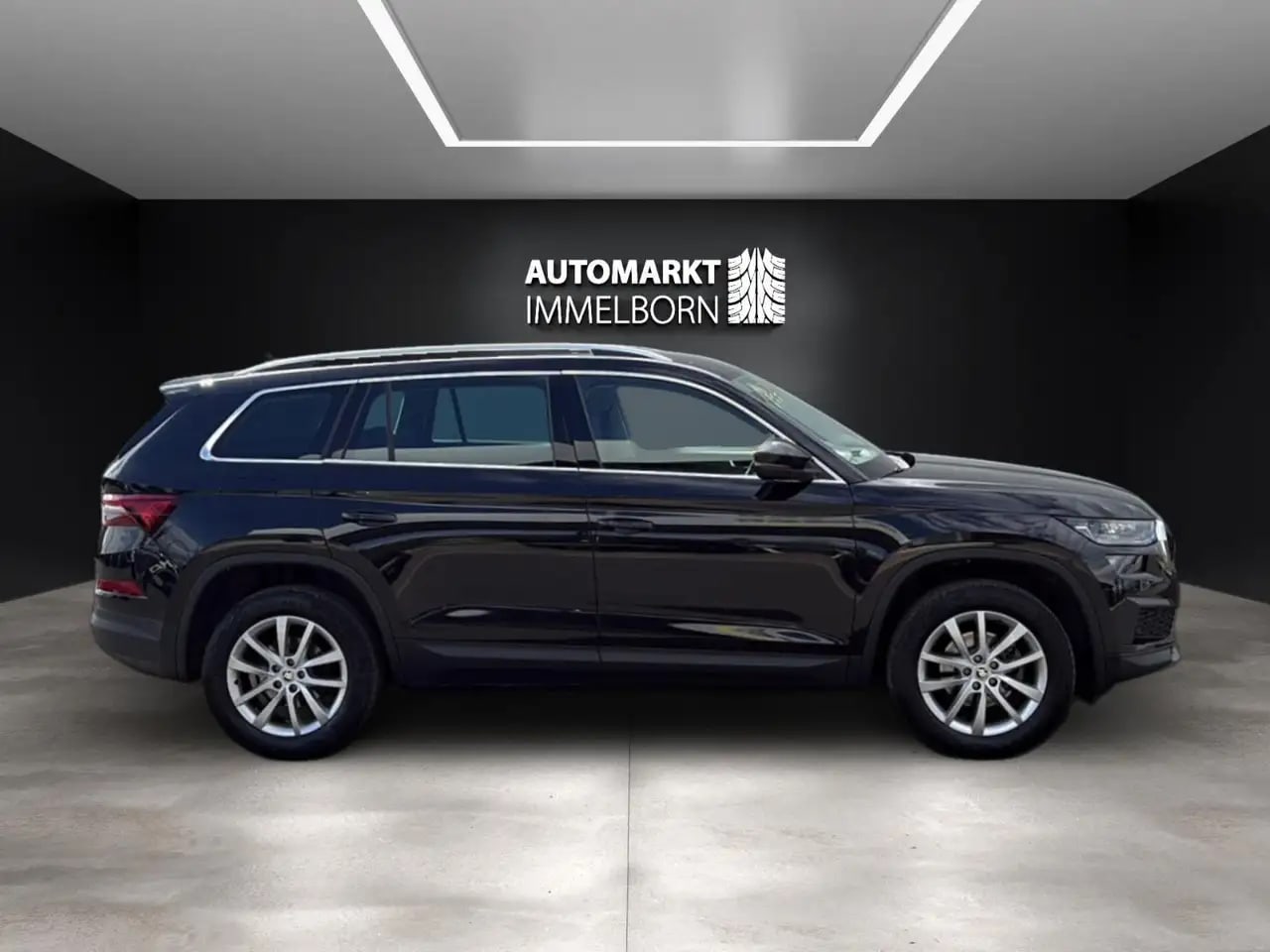 Skoda Kodiaq Style AHK*Kamera*Virtual*LED*Navi*4xSHZ*1 11