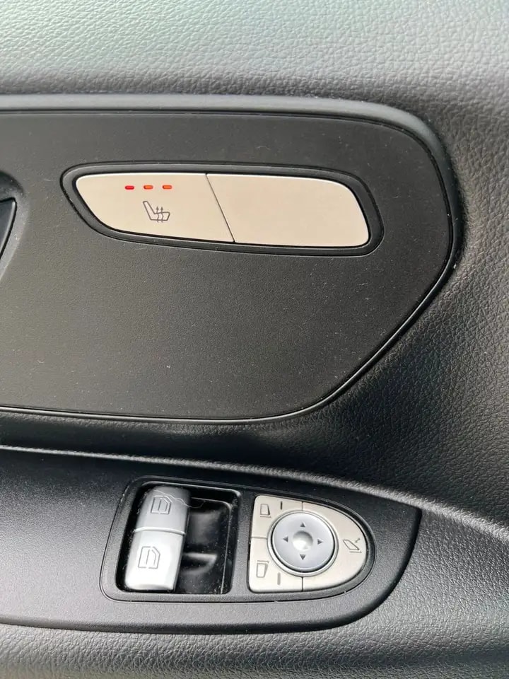 Mercedes-Benz Vito 119 LANG 7G KLIMA WEBASTO NAVI KAMERA LED 12