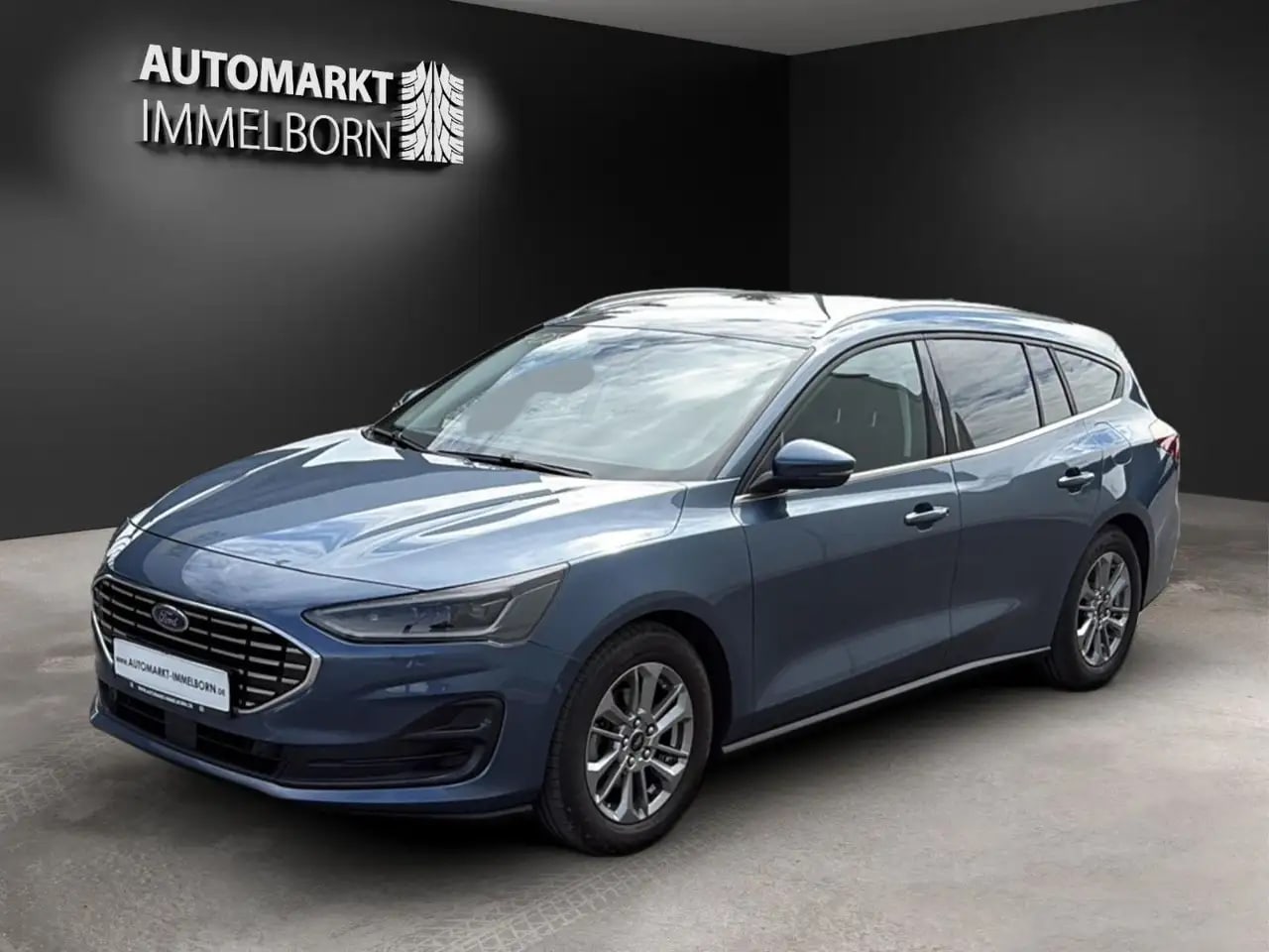 Ford Focus Titanium NaviGroß*Matrix*Panorama*Kamera*B 4